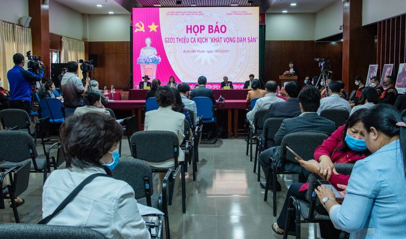 Họp báo giới thiệu ca kịch “Khát vọng Dam Săn”